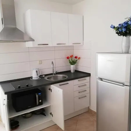Apartman Toni - Private Parking, Steps To The Zadar