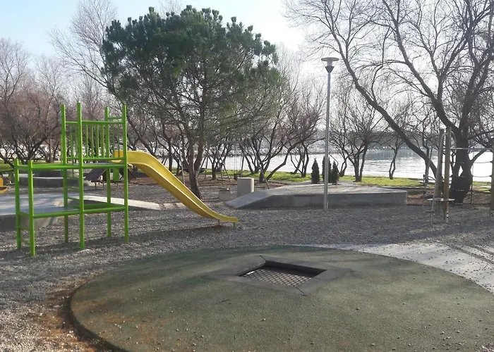 Lägenhet Toni - Private Parking, Steps To The Zadar